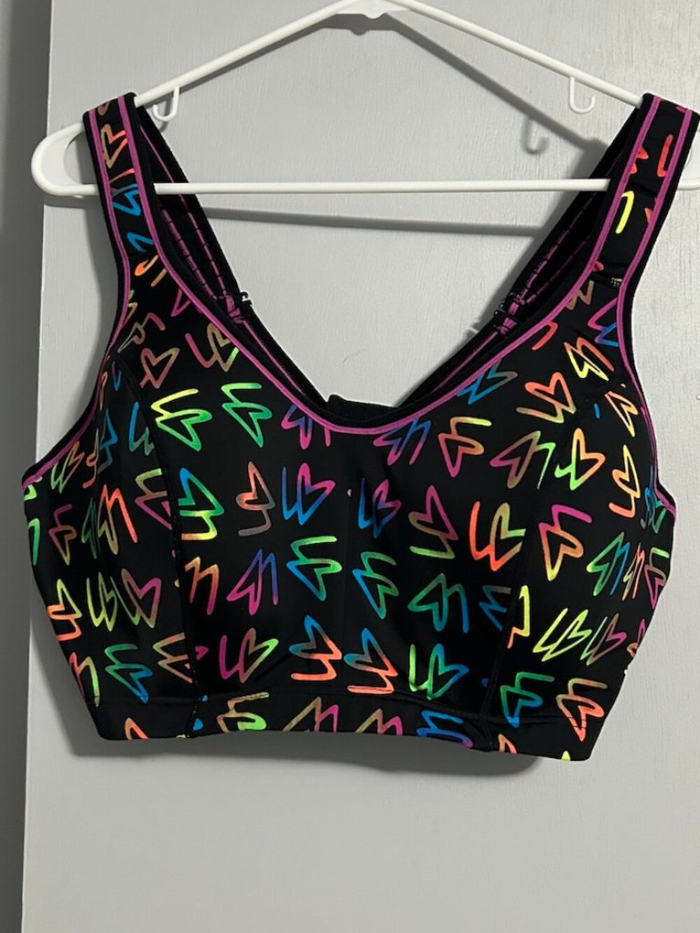 Lane Bryant Sport by Cacique High Impact Sports Bra Colorful Neon Hearts 42DDD